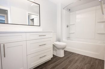 Polo Club Townhomes: 770 - 818 Allegheny Drive